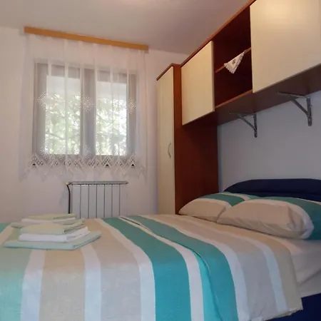 In With Terrace, Wifi, Washing Machine Malinska